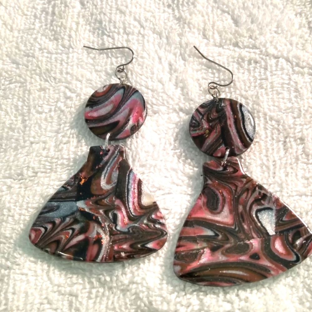 4/$15 clay earrings E158